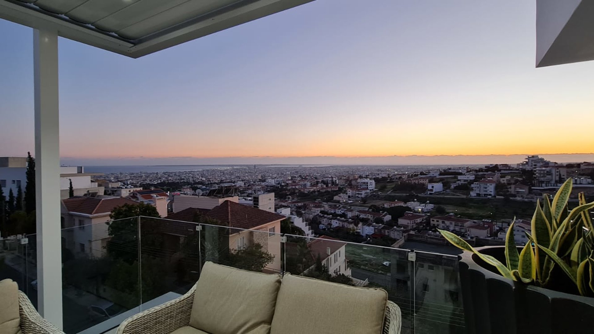3 bedrooms Penthouse in Limassol, Cyprus No. 29286
