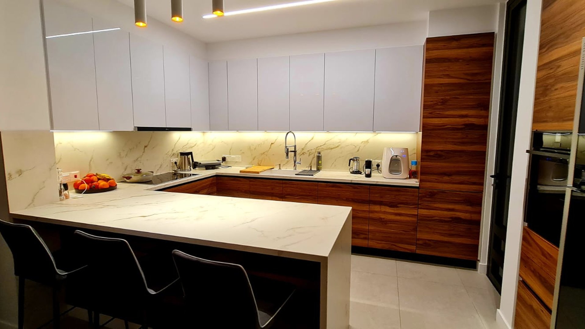 3 bedrooms Penthouse in Limassol, Cyprus No. 29286