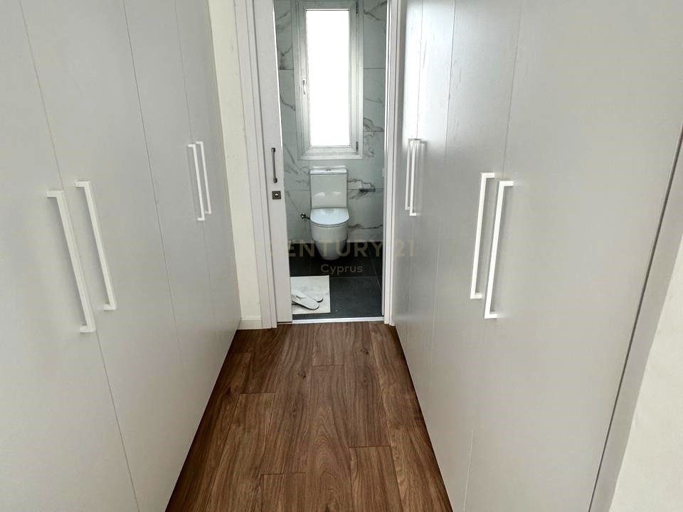 4 bedrooms Penthouse in Limassol, Cyprus No. 30890
