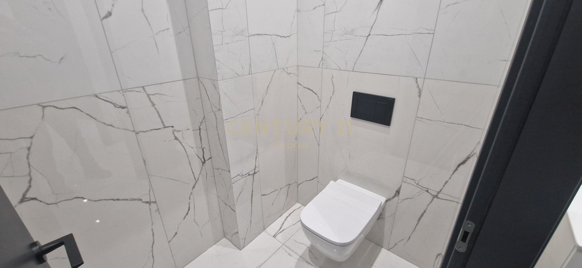 485m2 Office in Limassol, Cyprus No. 56041