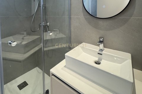 2 bedrooms Apartment in Limassol,  No. 56040 6