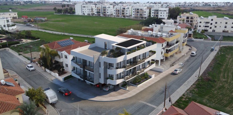 2 bedrooms Apartment in Livadia, Larnaka,  No. 48117