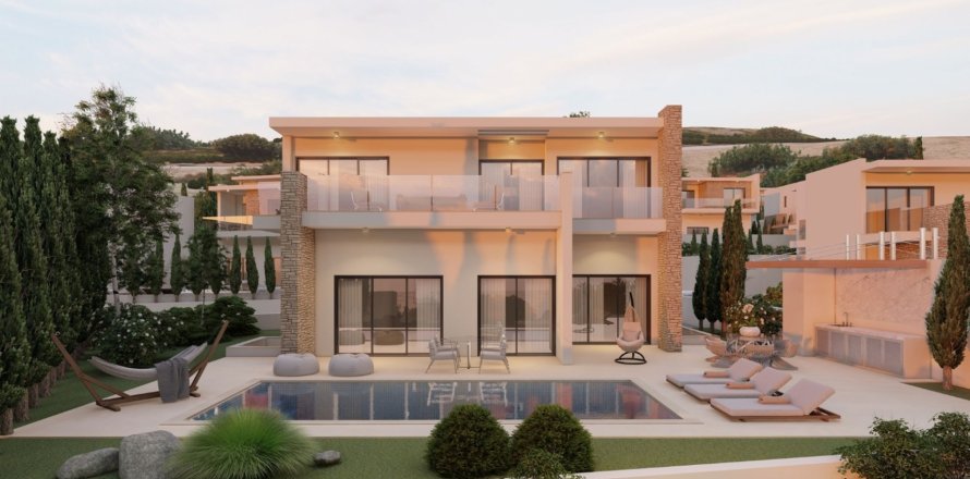 4 bedrooms Villa in Pegeia, Paphos,  No. 42662