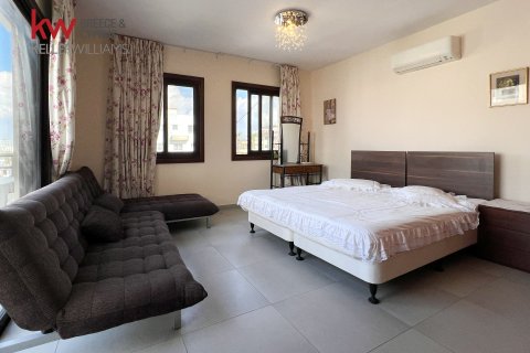 4 dormitorios Apartamento en Larnaca, Larnaka,  No. 40095 16