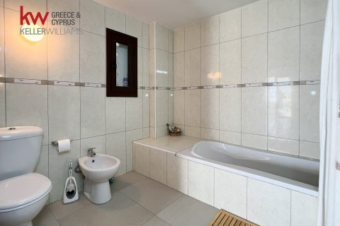 4 dormitorios Apartamento en Larnaca, Larnaka,  No. 40095 29
