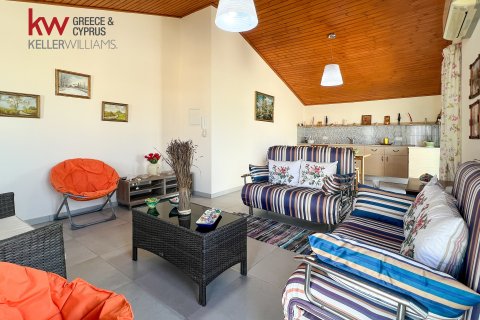 Квартира с 4 спальнями в Ларнака, № 40095