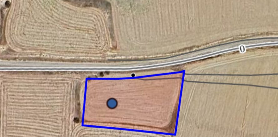 Земельный участок 3745м2 в Ларнака,  № 40097