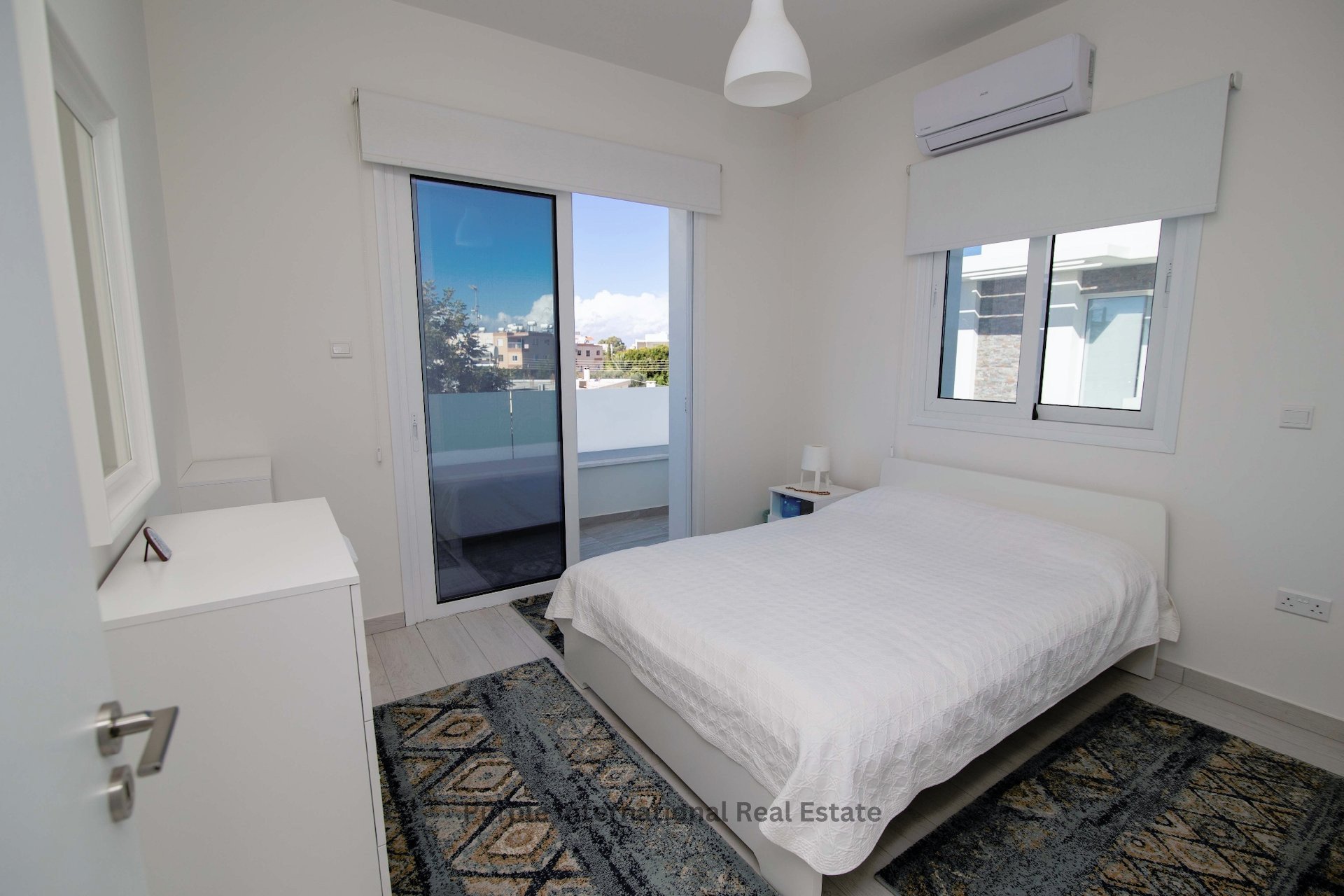 4 chambres Villa à Paralimni, Ammochostos, Chypre No. 36196