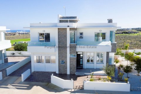 Вилла с 4 спальнями в Паралимни, Аммохостос,  № 36196 1