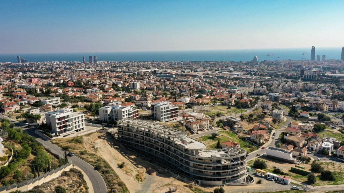 4 habitaciones Apartamento en Larnaca, Larnaka, Chipre No. 38997