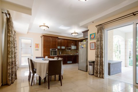 4 chambres Villa à Limassol,  No. 49379 13