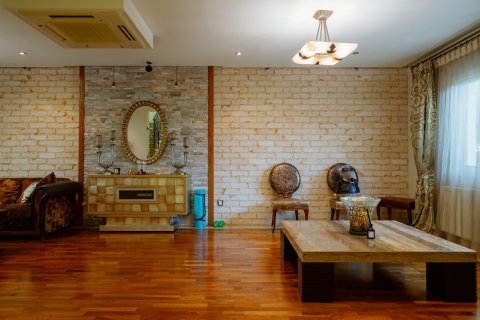 4 chambres Villa à Limassol,  No. 49379 3