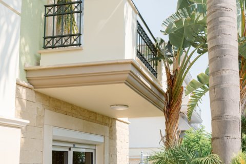 4 chambres Villa à Limassol,  No. 49379 27