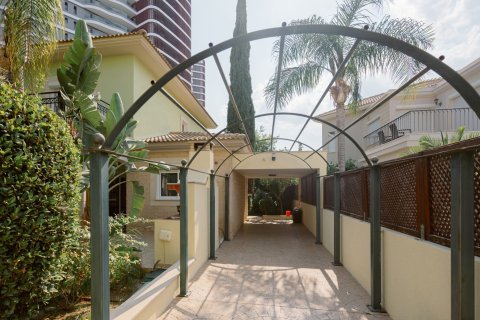 4 chambres Villa à Limassol,  No. 49379 22