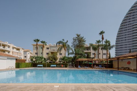 4 chambres Villa à Limassol,  No. 49379 2