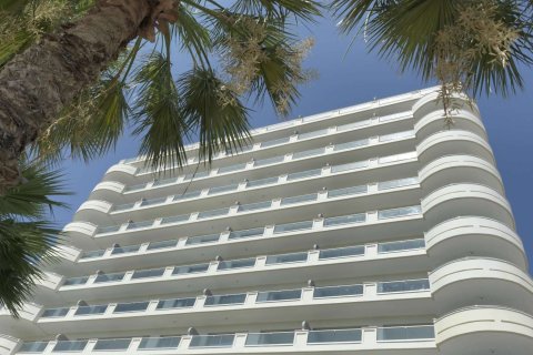 3 bedrooms Apartment in Larnaca, Larnaka,  No. 47937 8