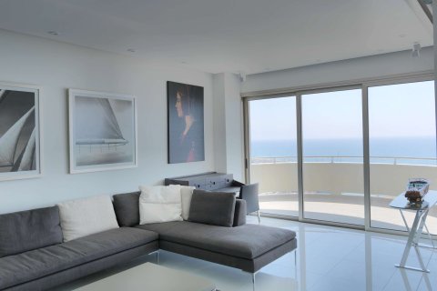 3 bedrooms Apartment in Larnaca, Larnaka,  No. 47937 3