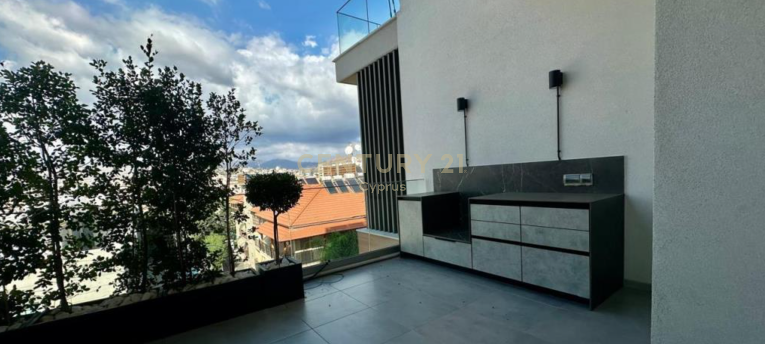 3 bedrooms Apartment in Germasogeia, Limassol, Cyprus No. 53689
