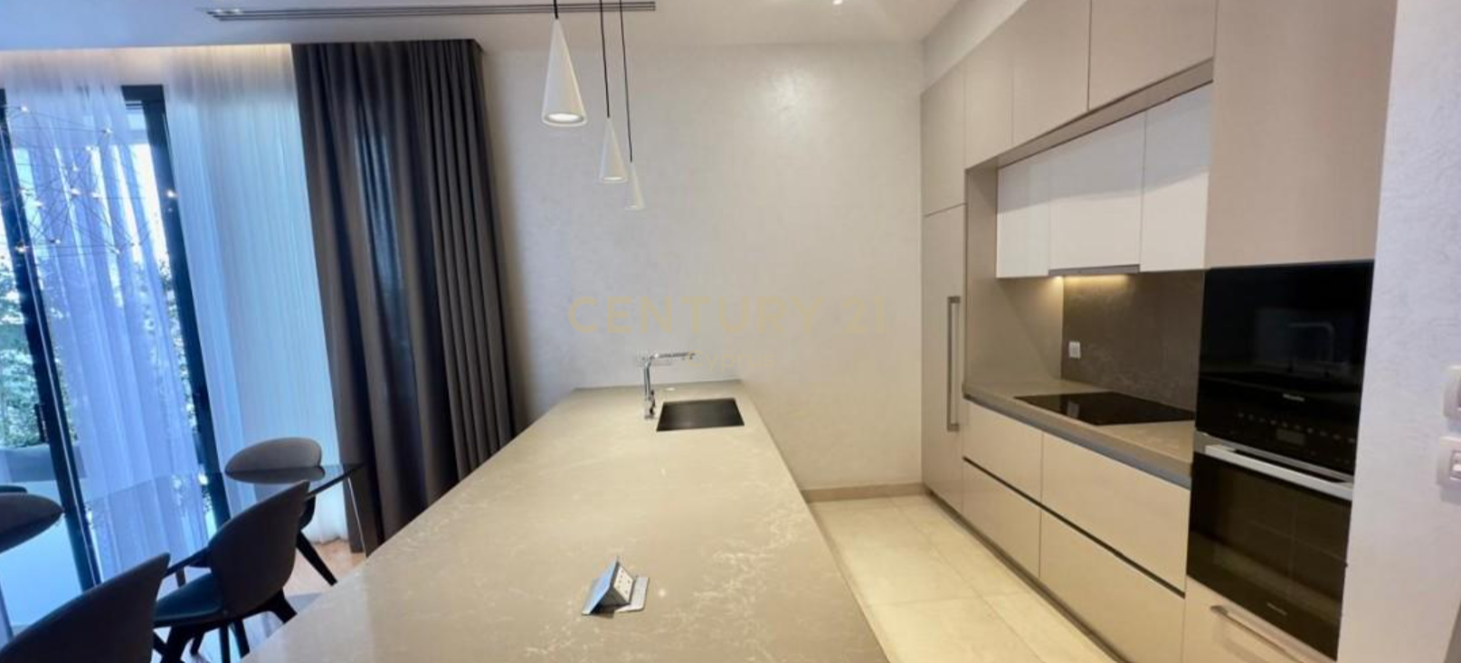 3 bedrooms Apartment in Germasogeia, Limassol, Cyprus No. 53689