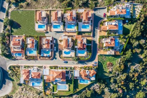 Вилла с 3 спальнями в Пафос,  № 38169 7