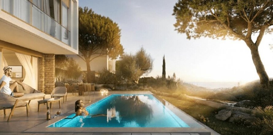 3 bedrooms Villa in Limassol, No. 38170