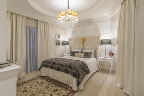 4 bedrooms Villa in Limassol,  No. 38166 4