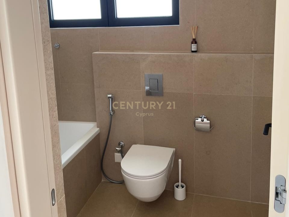 3 bedrooms Apartment in Agios Athanasios, Limassol, Cyprus No. 6349
