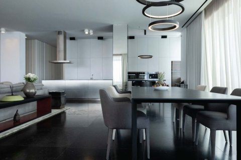 3 bedrooms Penthouse in Limassol,  No. 42868 3