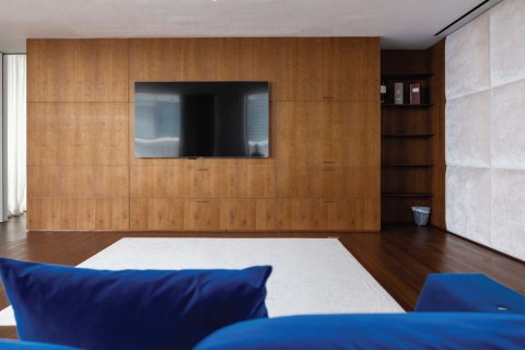 3 bedrooms Penthouse in Limassol,  No. 42868 8