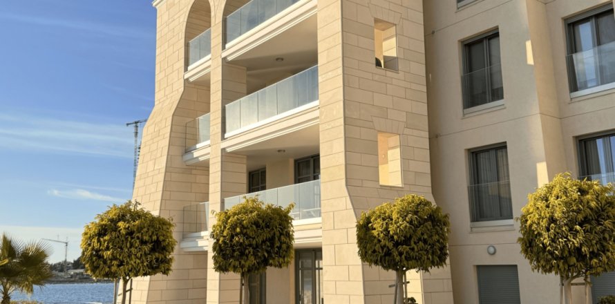 4 chambres Appartement à Limassol,  No. 49272