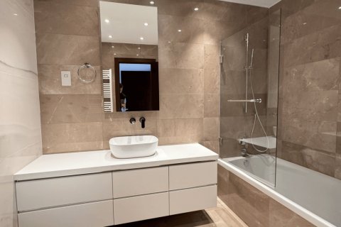 4 chambres Appartement à Limassol,  No. 49272 9