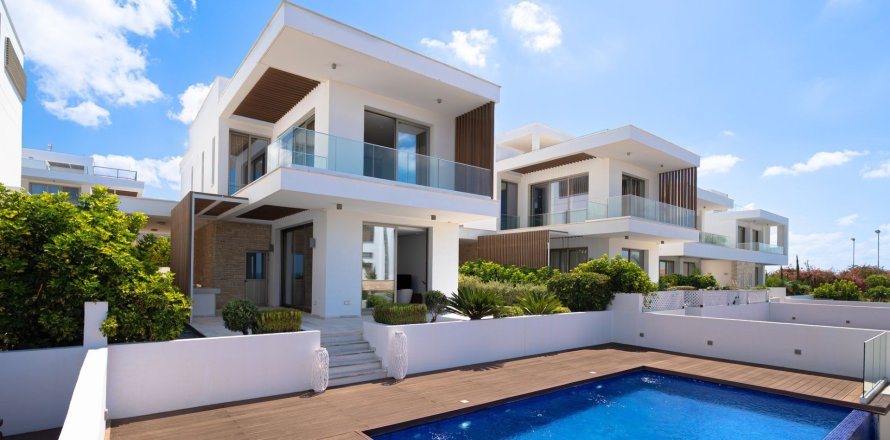 4 bedrooms Villa in Kissonerga, Paphos, No. 40805