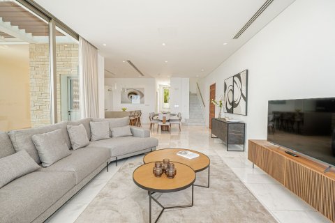 4 bedrooms Villa in Kissonerga, Paphos, No. 40805 9