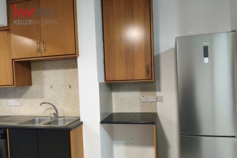 2 bedrooms Apartment in Larnaca, Larnaka,  No. 39748 11