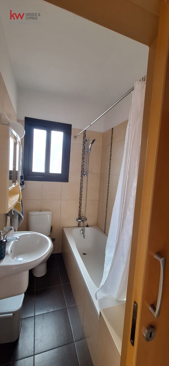 2 bedrooms Apartment in Larnaca, Larnaka, Cyprus No. 39744