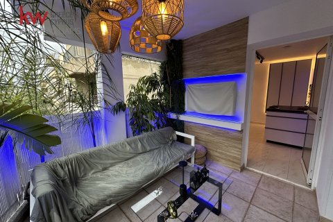 3 bedrooms Apartment in Larnaca, Larnaka, No. 39747 8