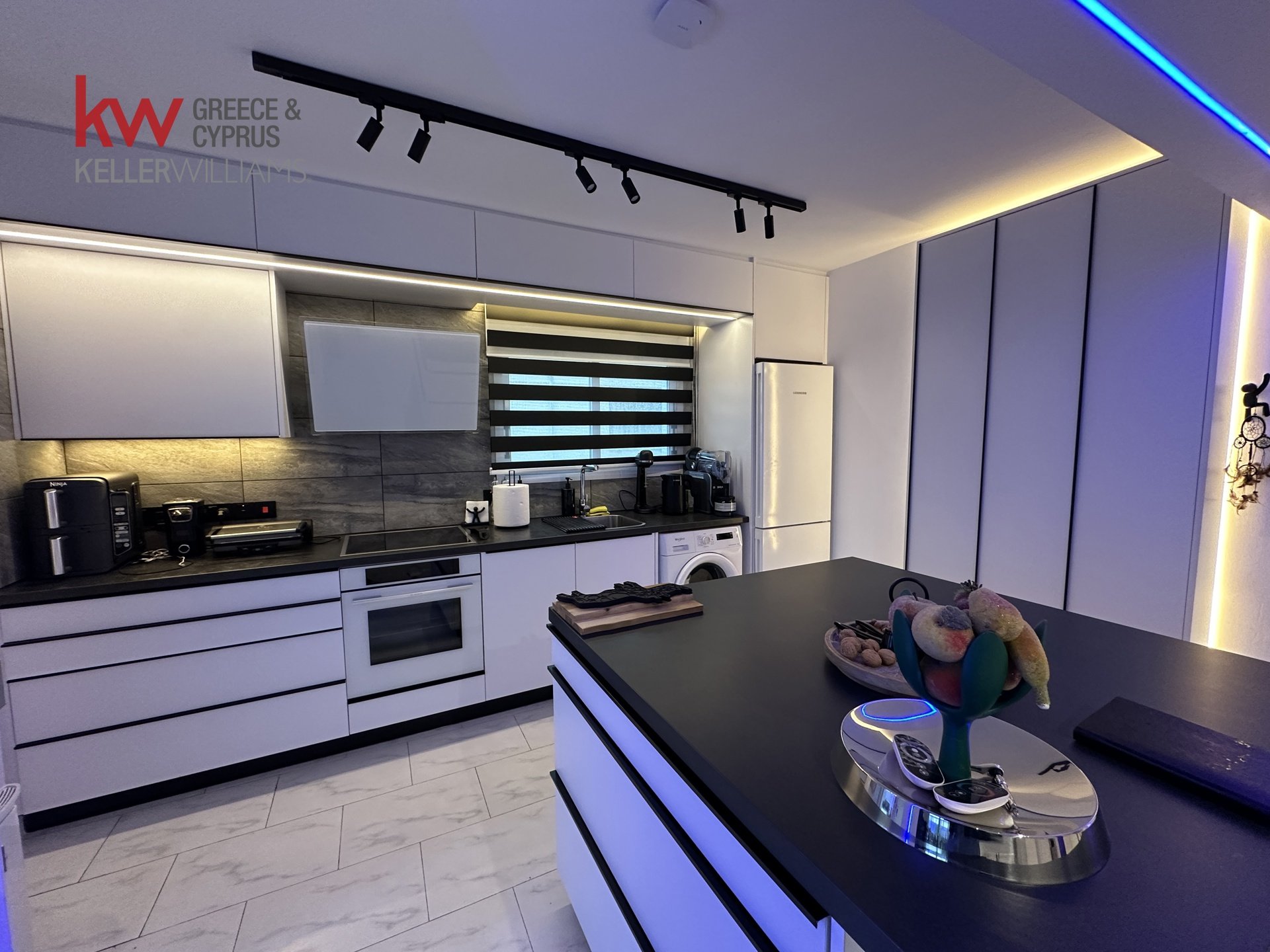 3 dormitorios Apartamento en Larnaca, Larnaka, Chipre No. 39747