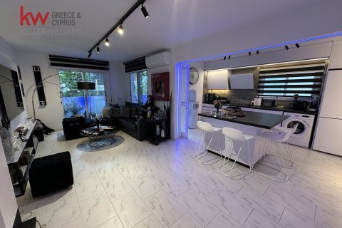 3 bedrooms Apartment in Larnaca, Larnaka,  No. 39747