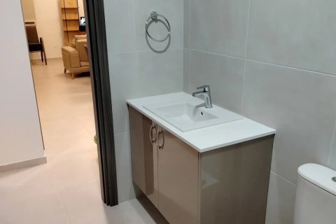 2 bedrooms Apartment in Larnaka,  No. 39746 6