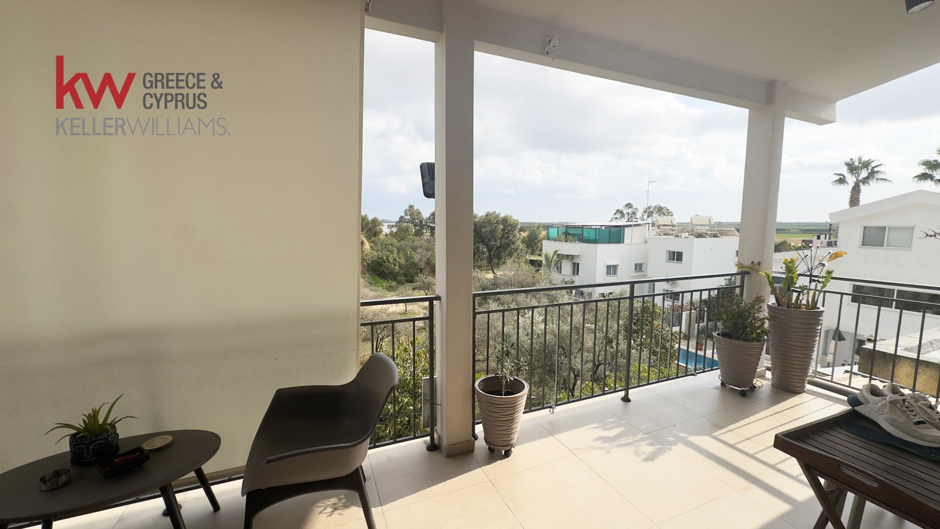 3 dormitorios Apartamento en Larnaca, Larnaka, Chipre No. 39749
