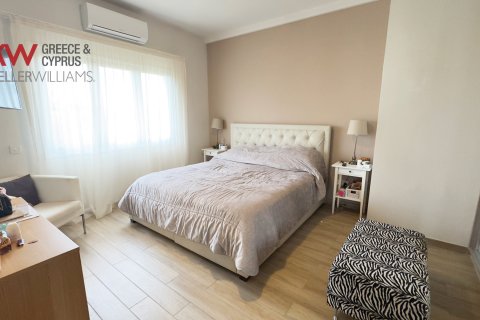 3 bedrooms Apartment in Larnaca, Larnaka,  No. 39749 7