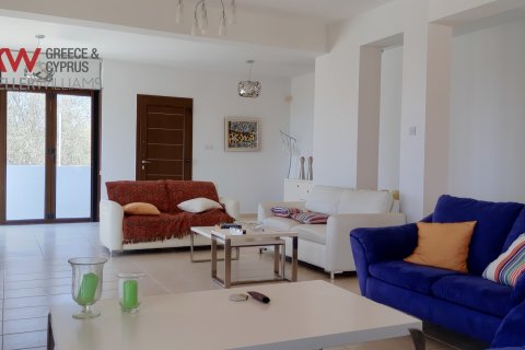 4 bedrooms Townhouse in Agios Theodoros, Larnaka,  No. 40591 2