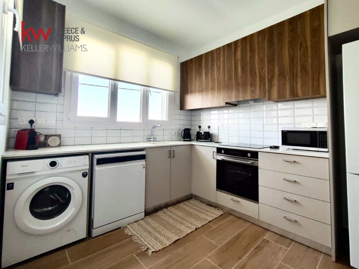 Квартира с 2 спальнями в Ливадия, Ларнака, Кипр № 40589