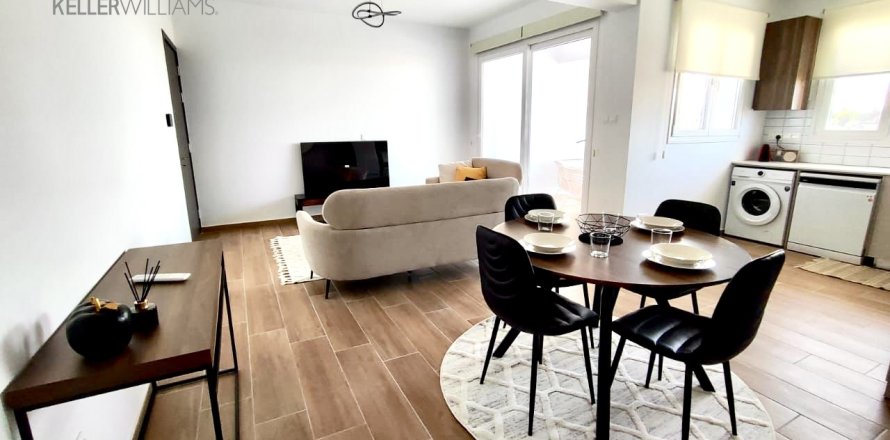 Квартира с 2 спальнями в Ливадия, Ларнака,  № 40589