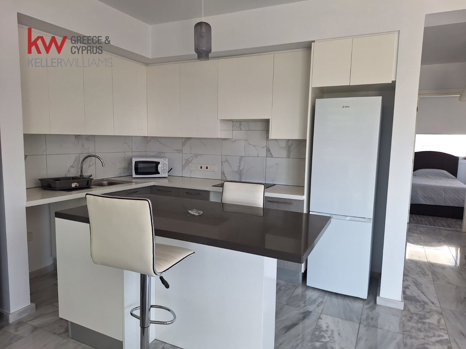 Квартира с 2 спальнями в Ларнака, Кипр № 40590
