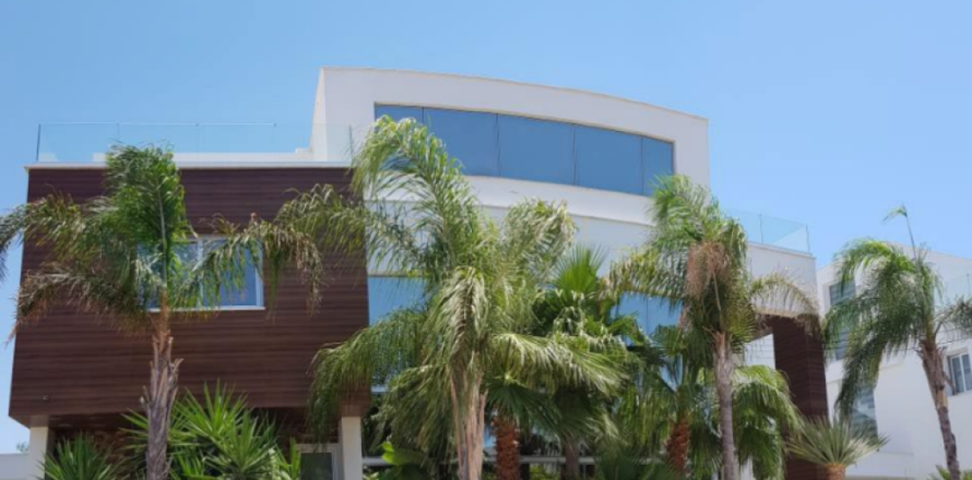 6 bedrooms Villa in Germasogeia, Limassol,  No. 30292