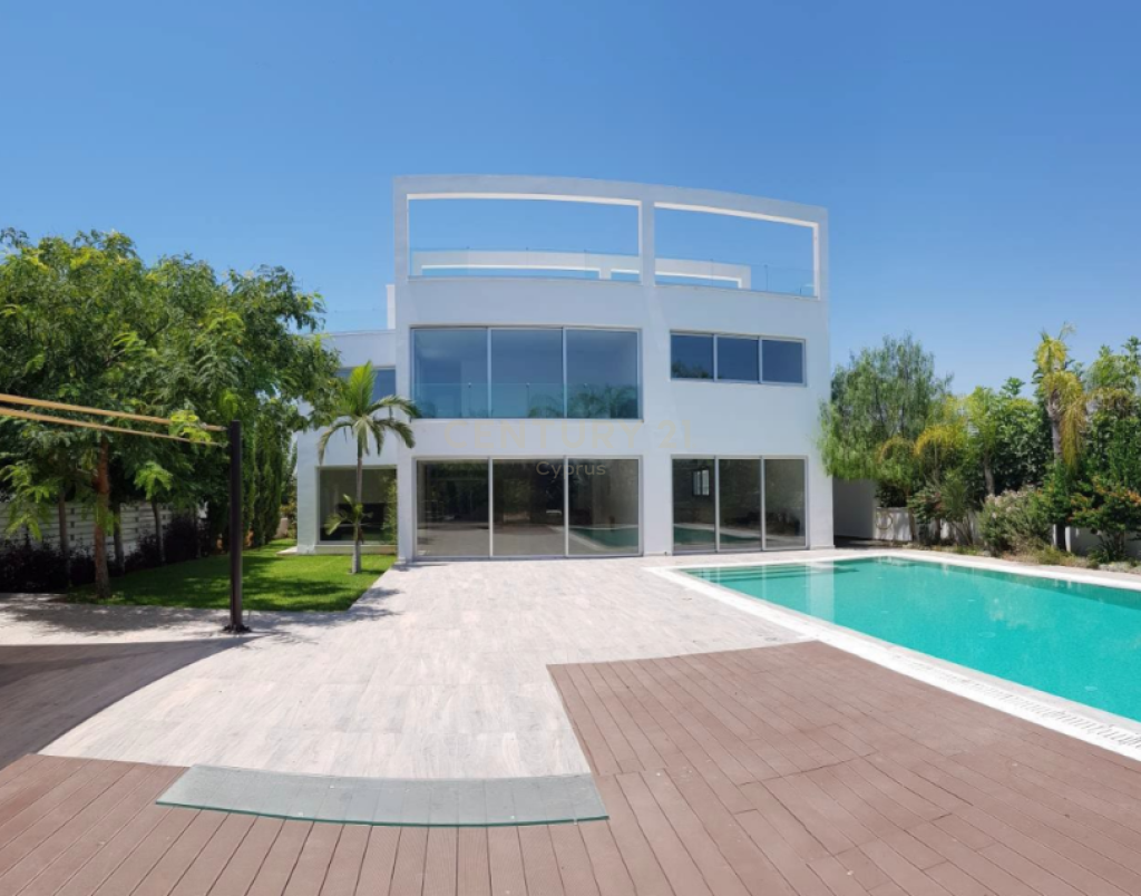6 bedrooms Villa in Germasogeia, Limassol, Cyprus No. 30292