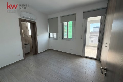 2 bedrooms Apartment in Larnaca, Larnaka,  No. 39667 8