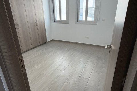 2 bedrooms Apartment in Larnaca, Larnaka,  No. 39667 6