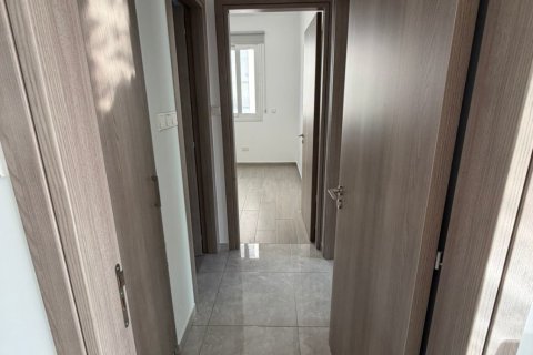 2 bedrooms Apartment in Larnaca, Larnaka,  No. 39667 10